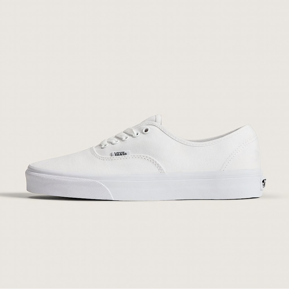 Vans WMNS Classic White Authentic Shoe
Lifestyle, Original Icon, Canvas Sneakers - Picture 3 of 6